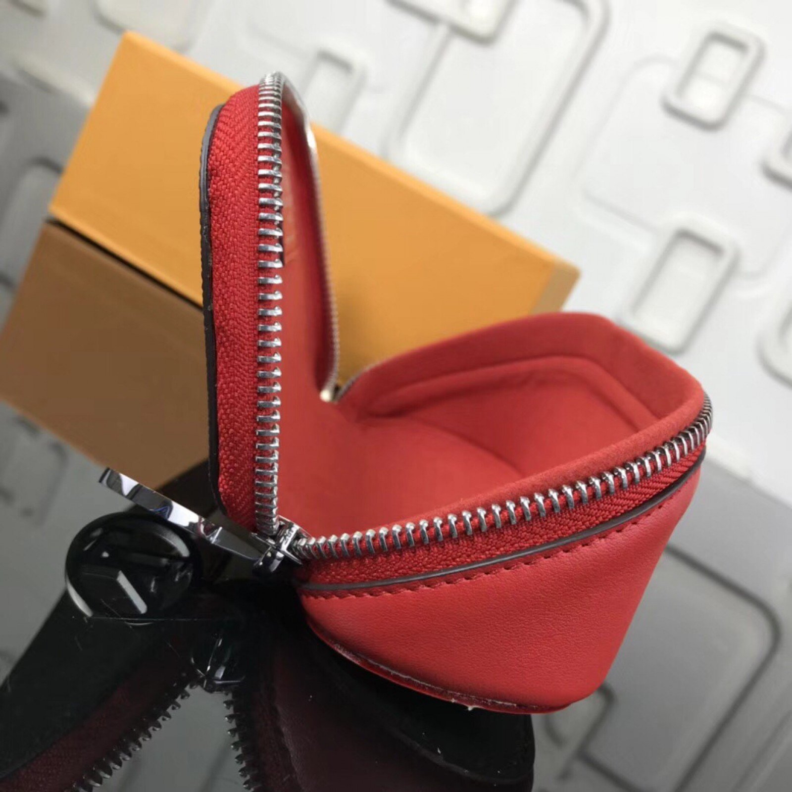 LV EMILIE Glasses box GI0196
