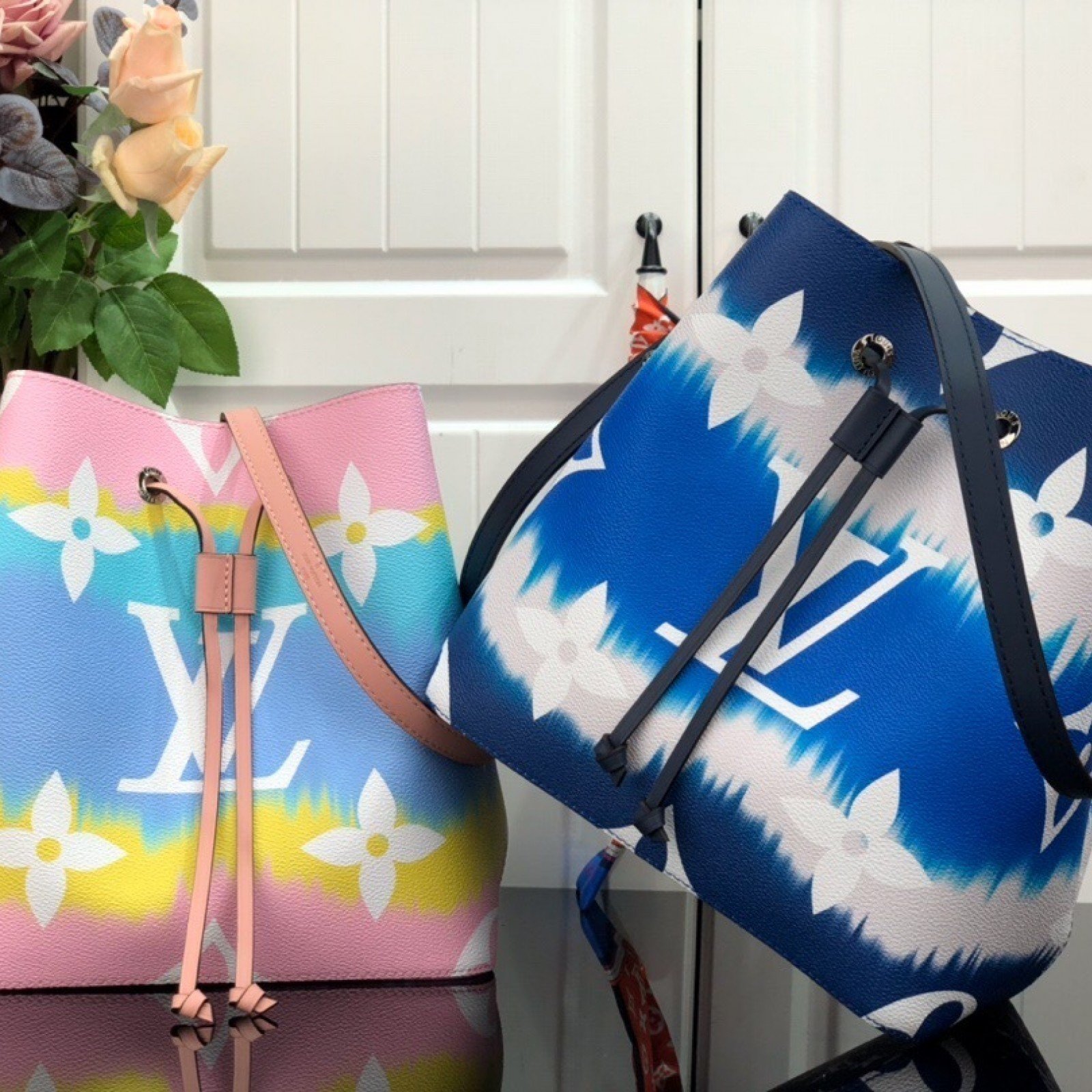LV ESCALE NEONOE MM M45126