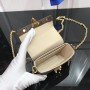 LV ESSENTIAL TRUNK M68566
