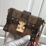 LV ESSENTIAL TRUNK M68566