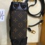 LV ESSENTIAL TRUNK M68566