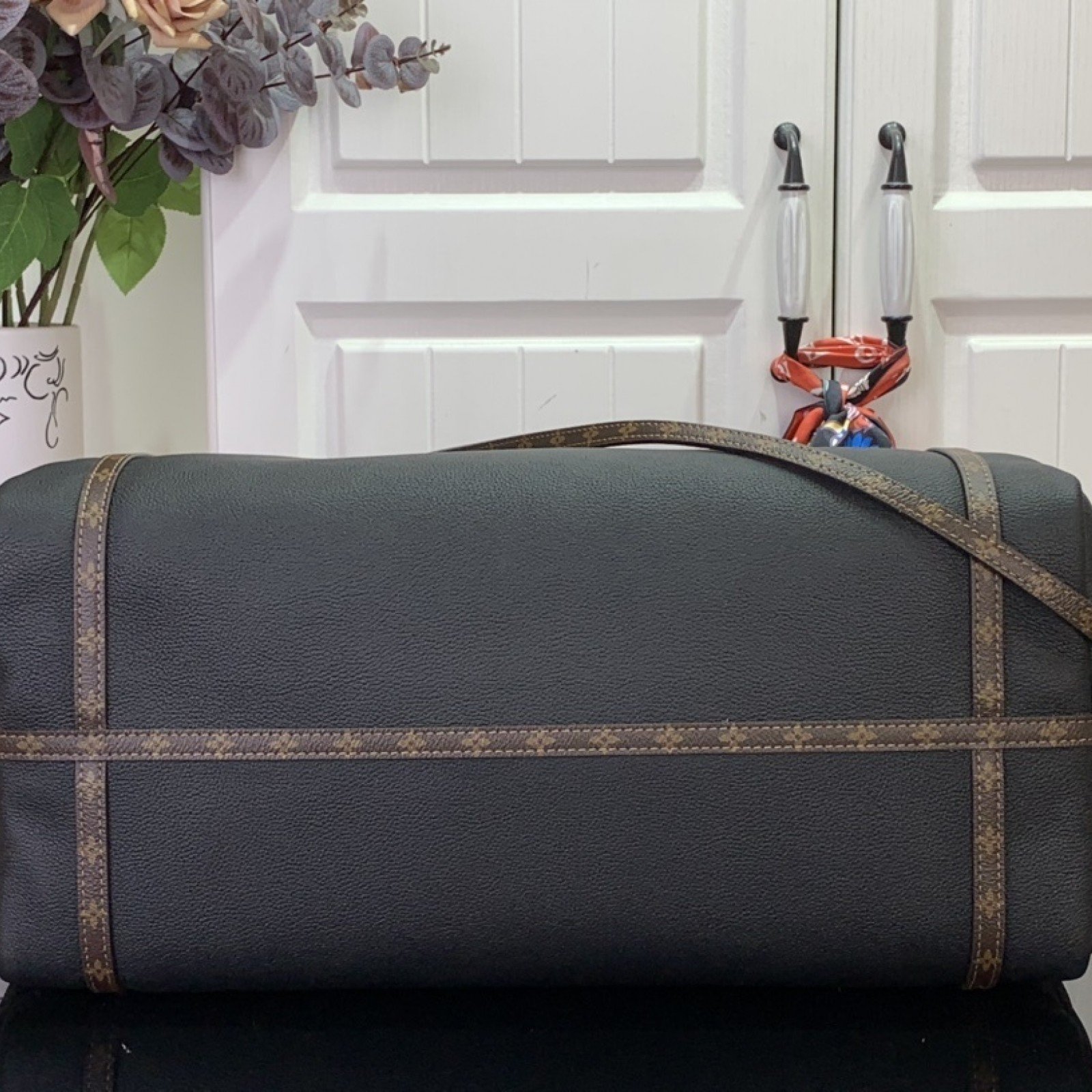 LV EXPRESS  m26037