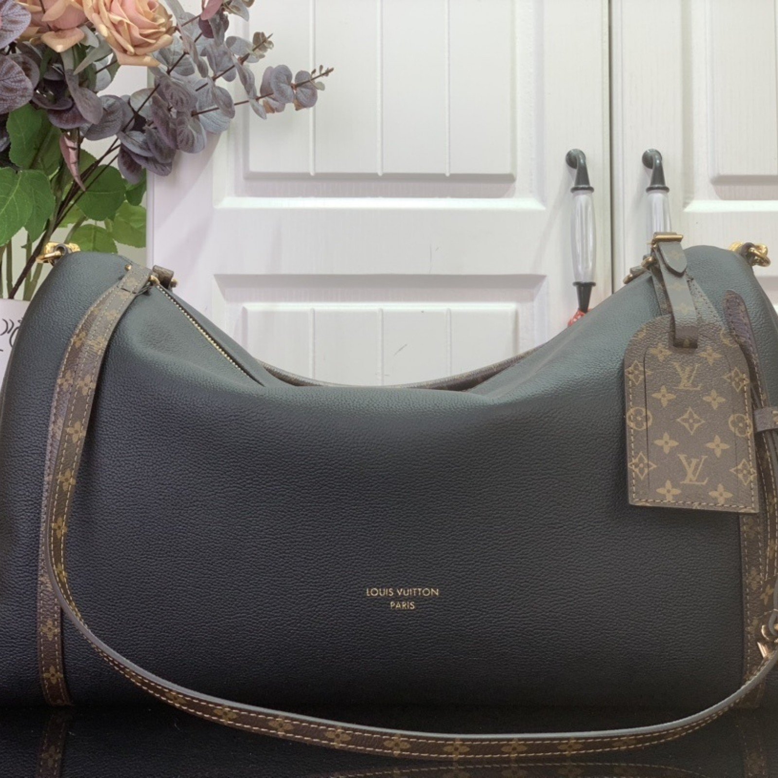LV EXPRESS  m26037