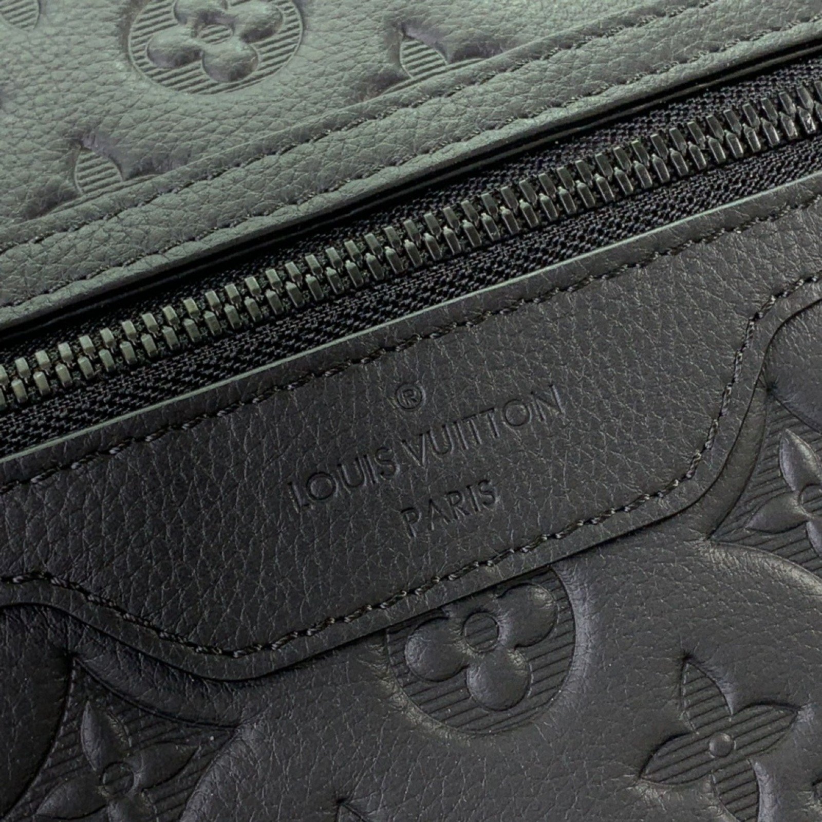 LV Excursion M24777