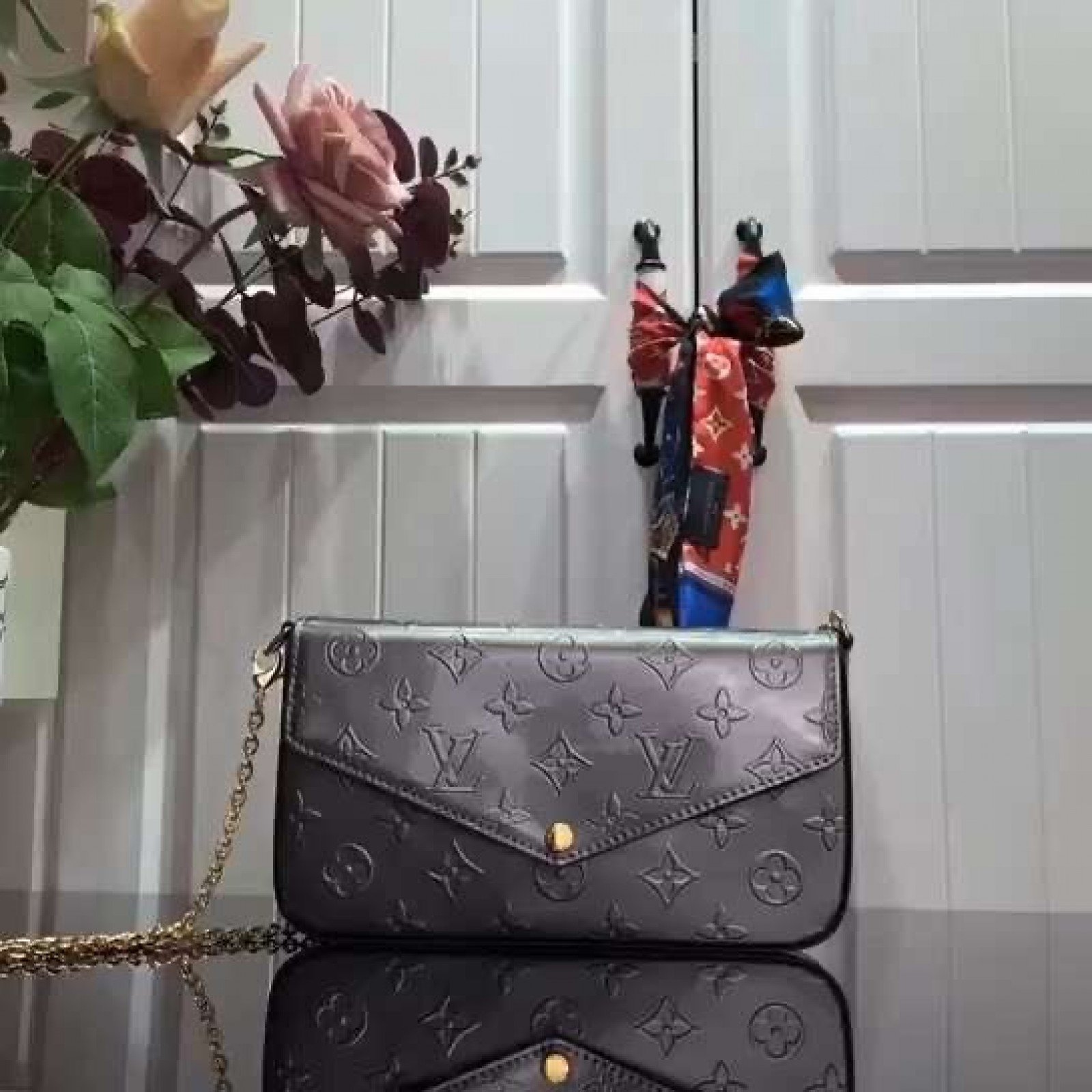 LV FELICIE POCHETTE M68648