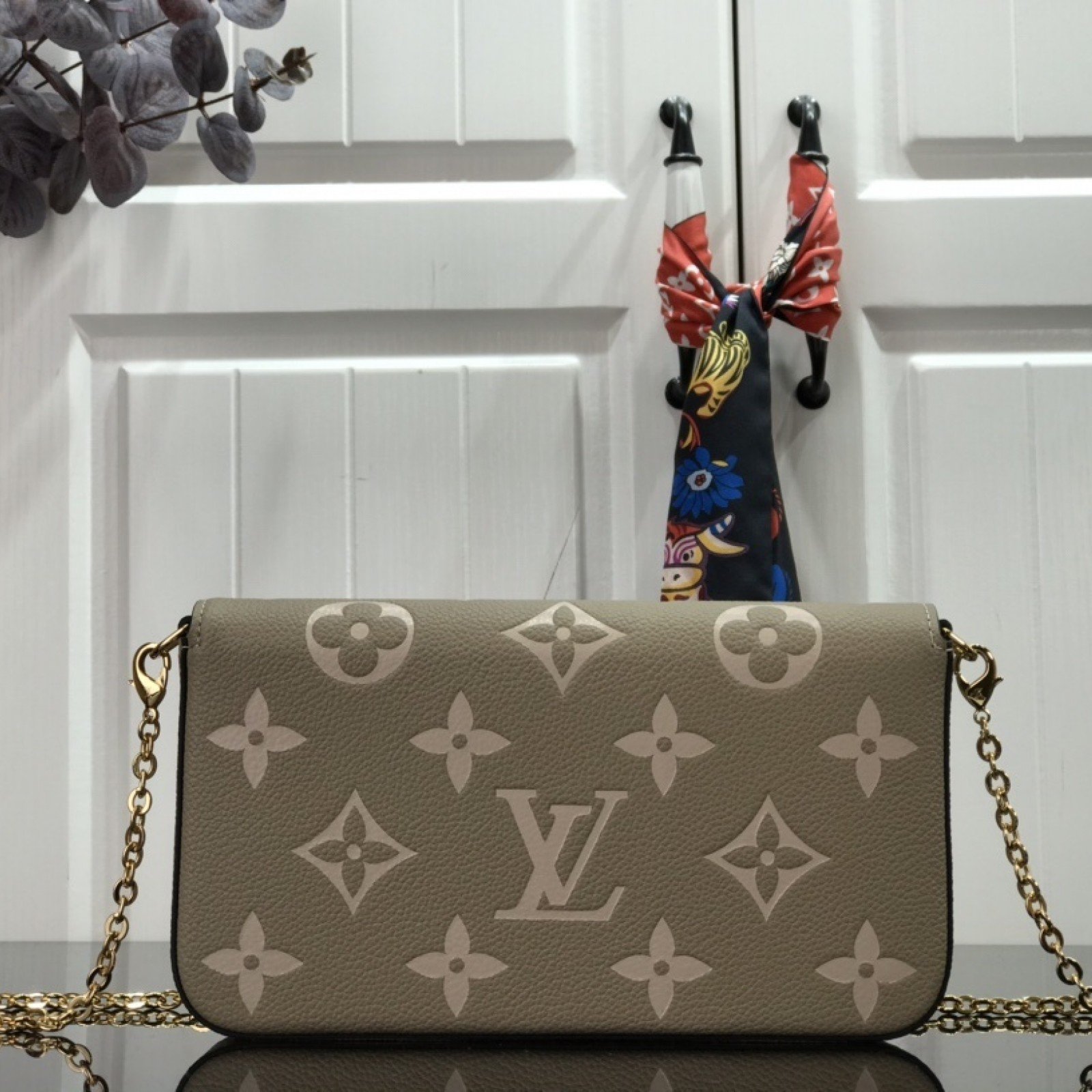 LV FELICIE POCHETTE M69977