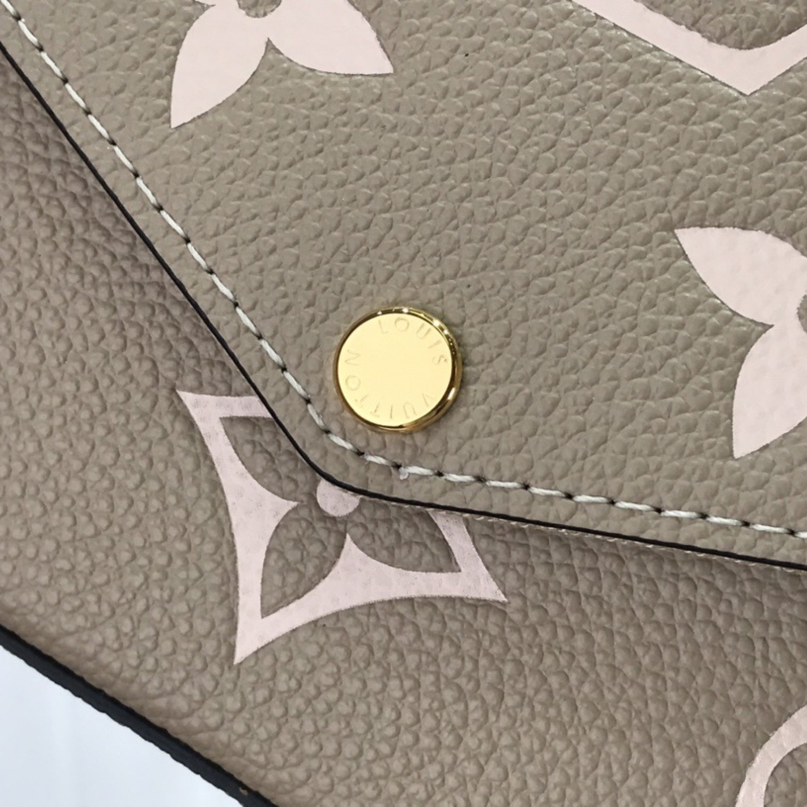 LV FELICIE POCHETTE M69977