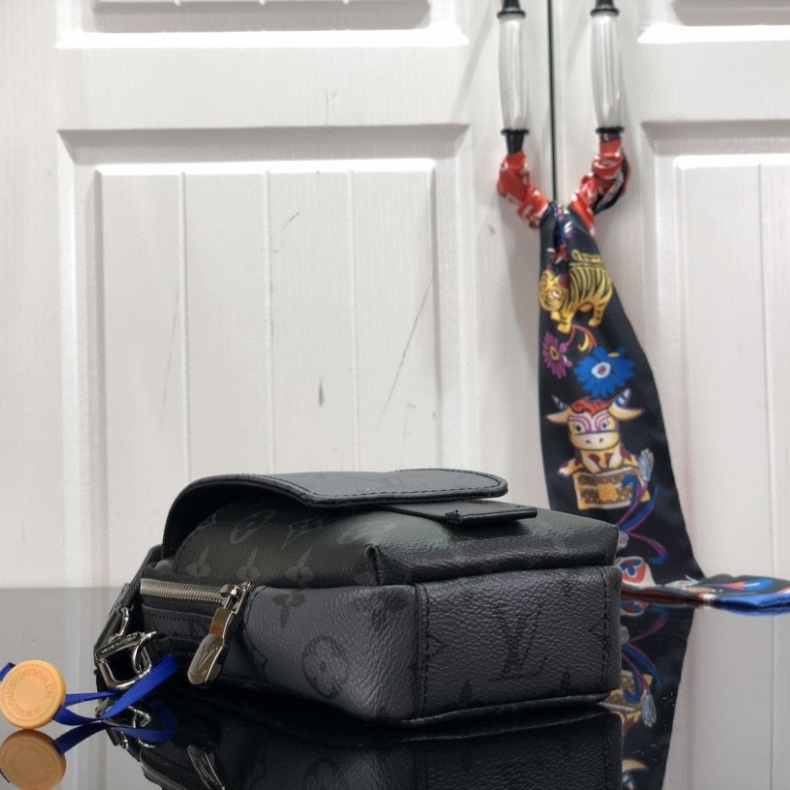 LV FLAP DOUBLE PHONE POUCH M81005H
