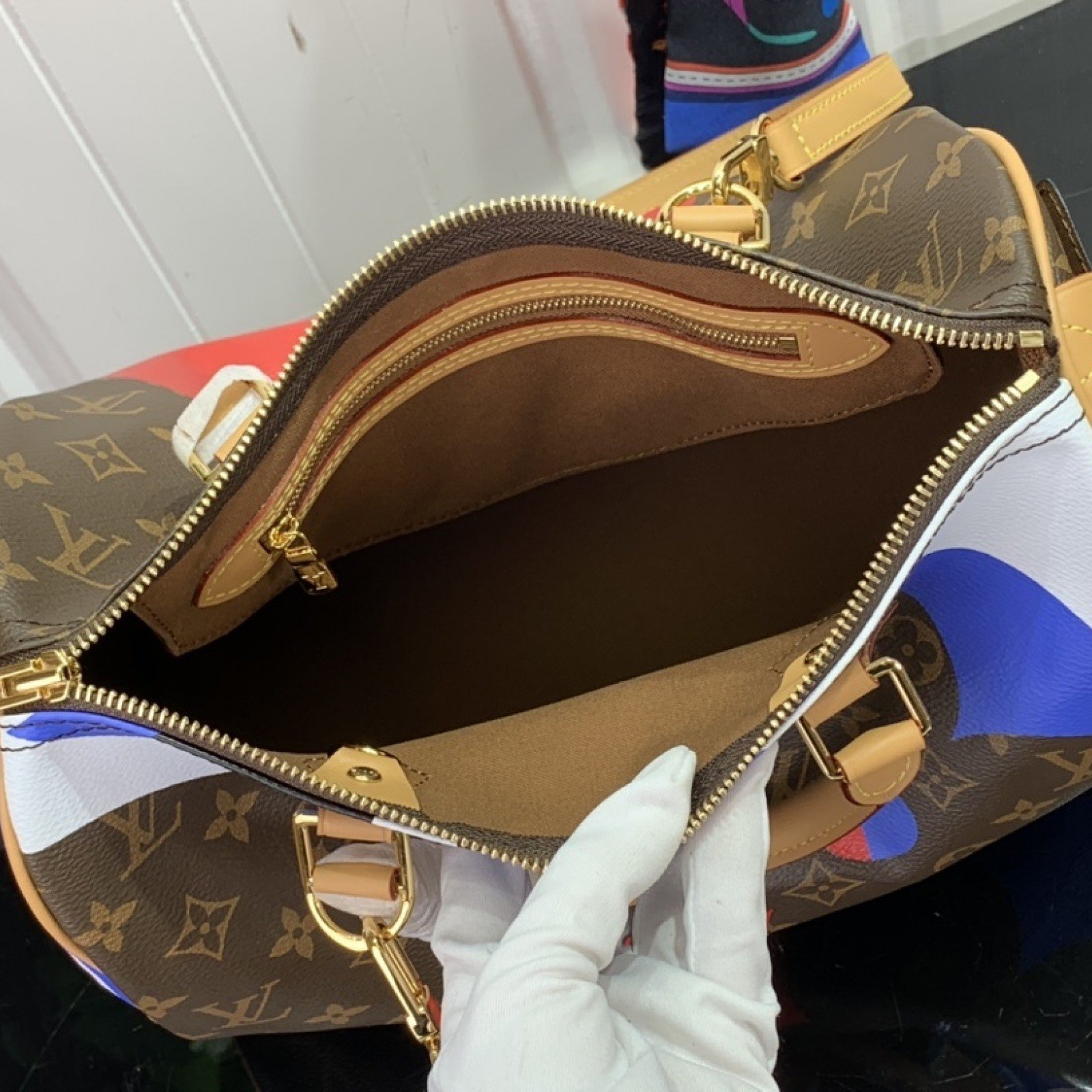LV GAME ON SPEEDY BANDOULIERE 30 M57451