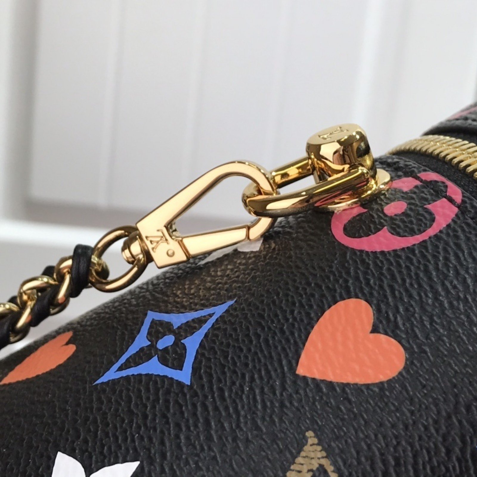 LV GAME ON VANITY PM M57482