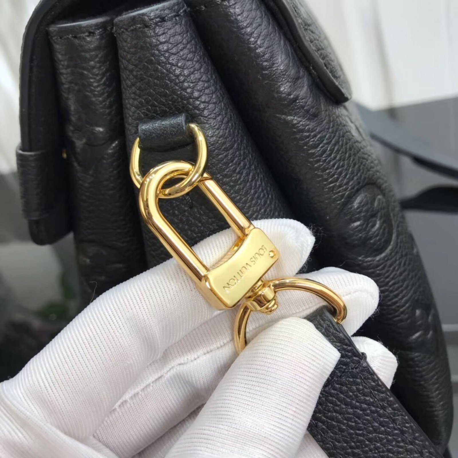 LV GEORGES BB  M53941