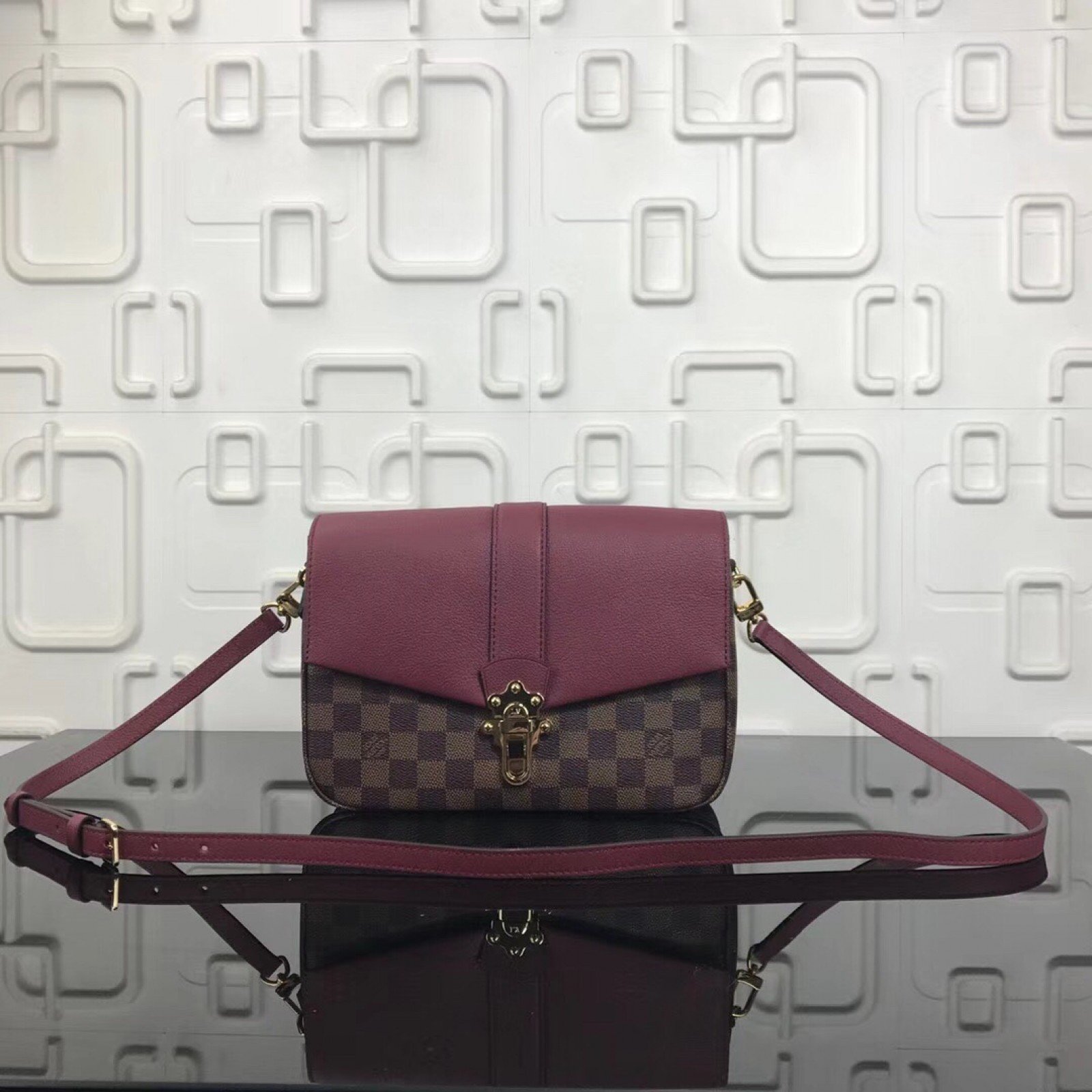 LV GLAPTON Bag N44243