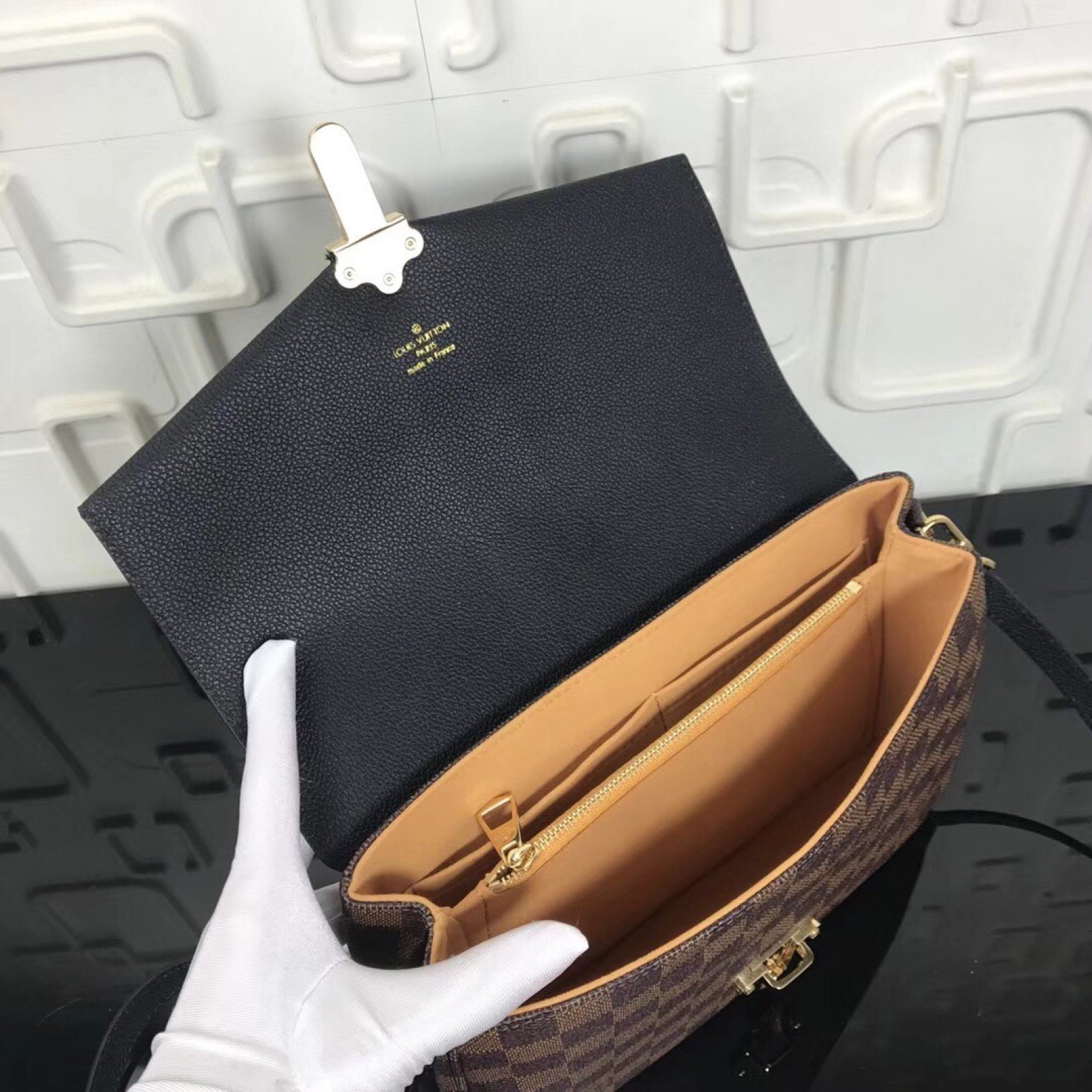 LV GLAPTON Bag N44243