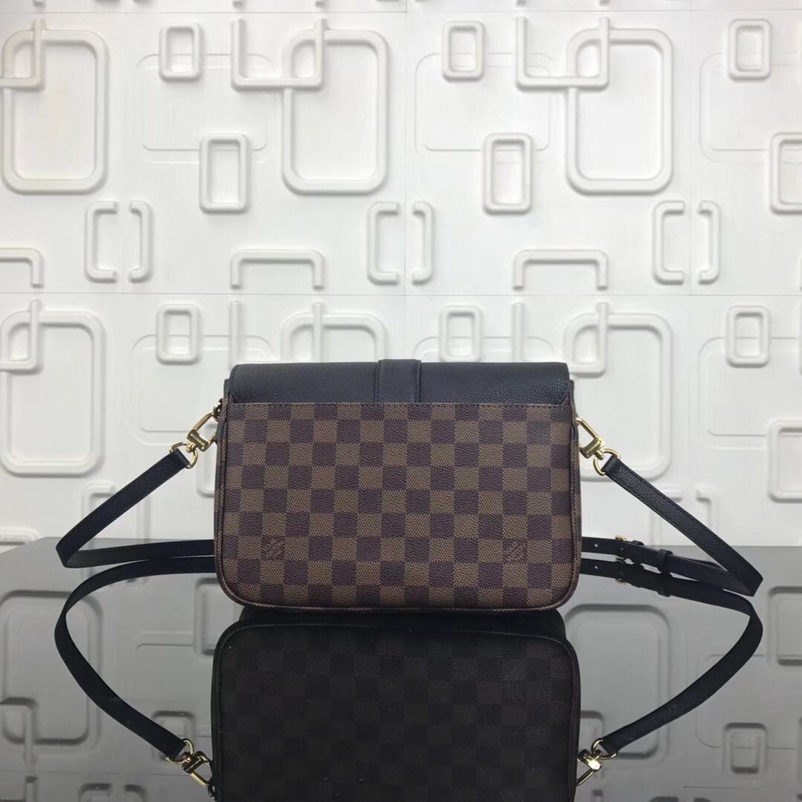 LV GLAPTON Bag N44243