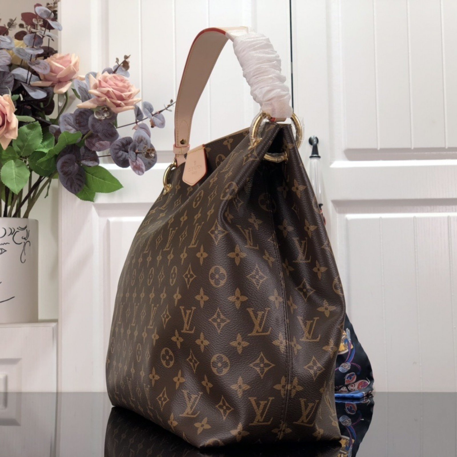 LV GRACEFUL m43703