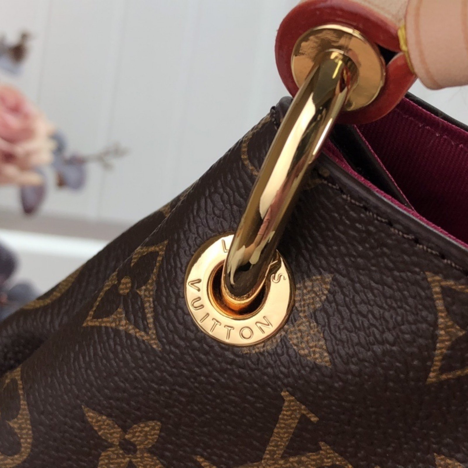 LV GRACEFUL m43703