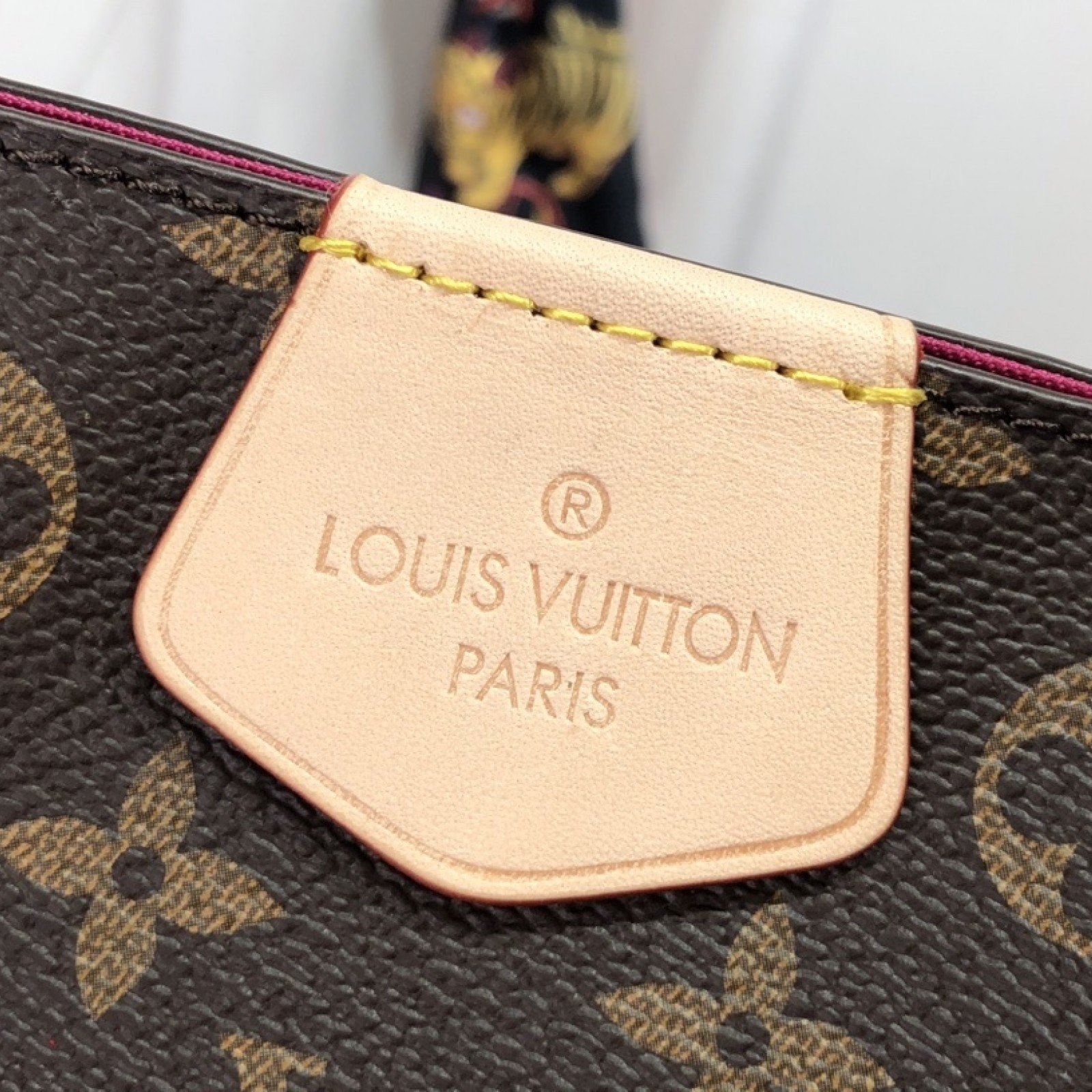 LV GRACEFUL m43703