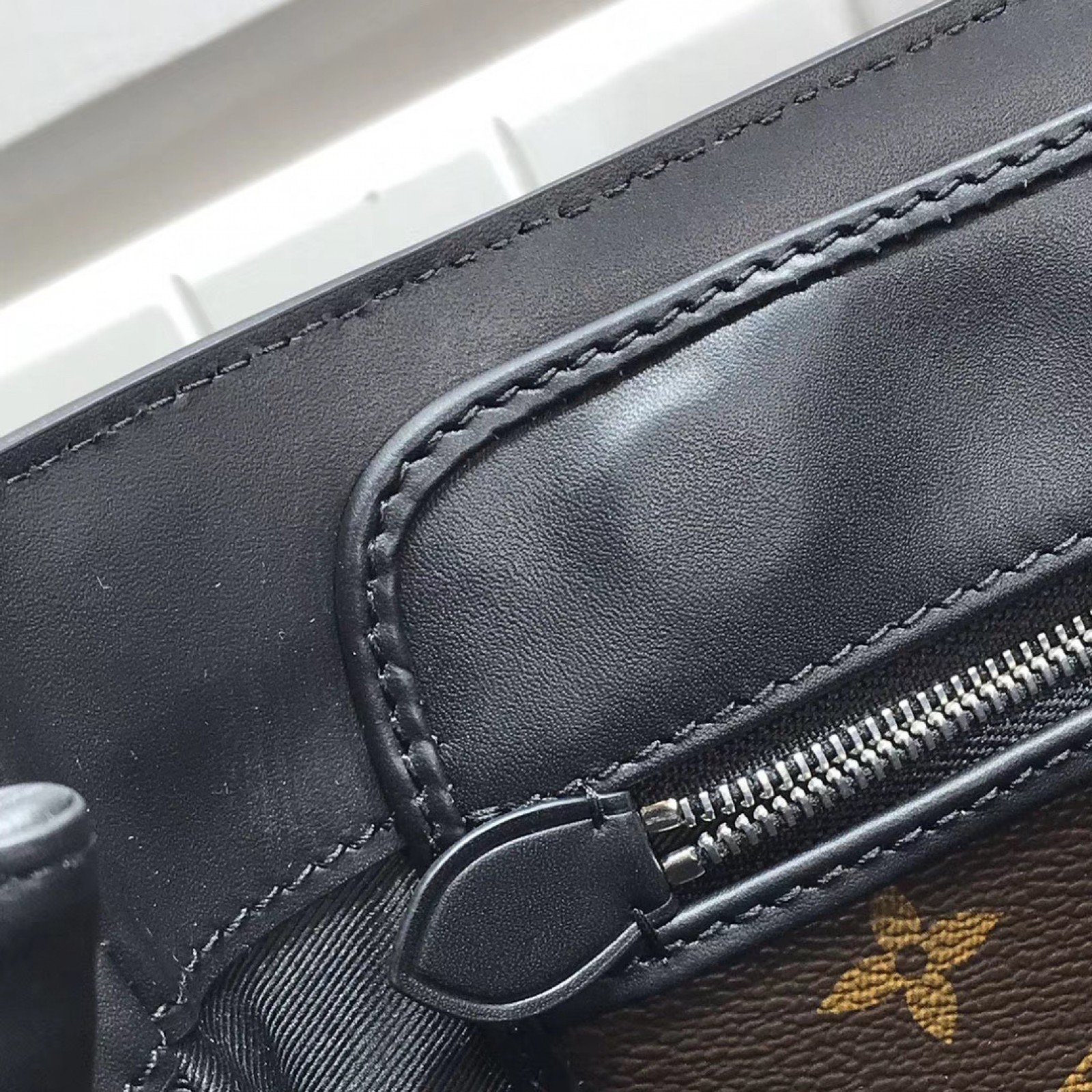 LV GRAND SAC M55185