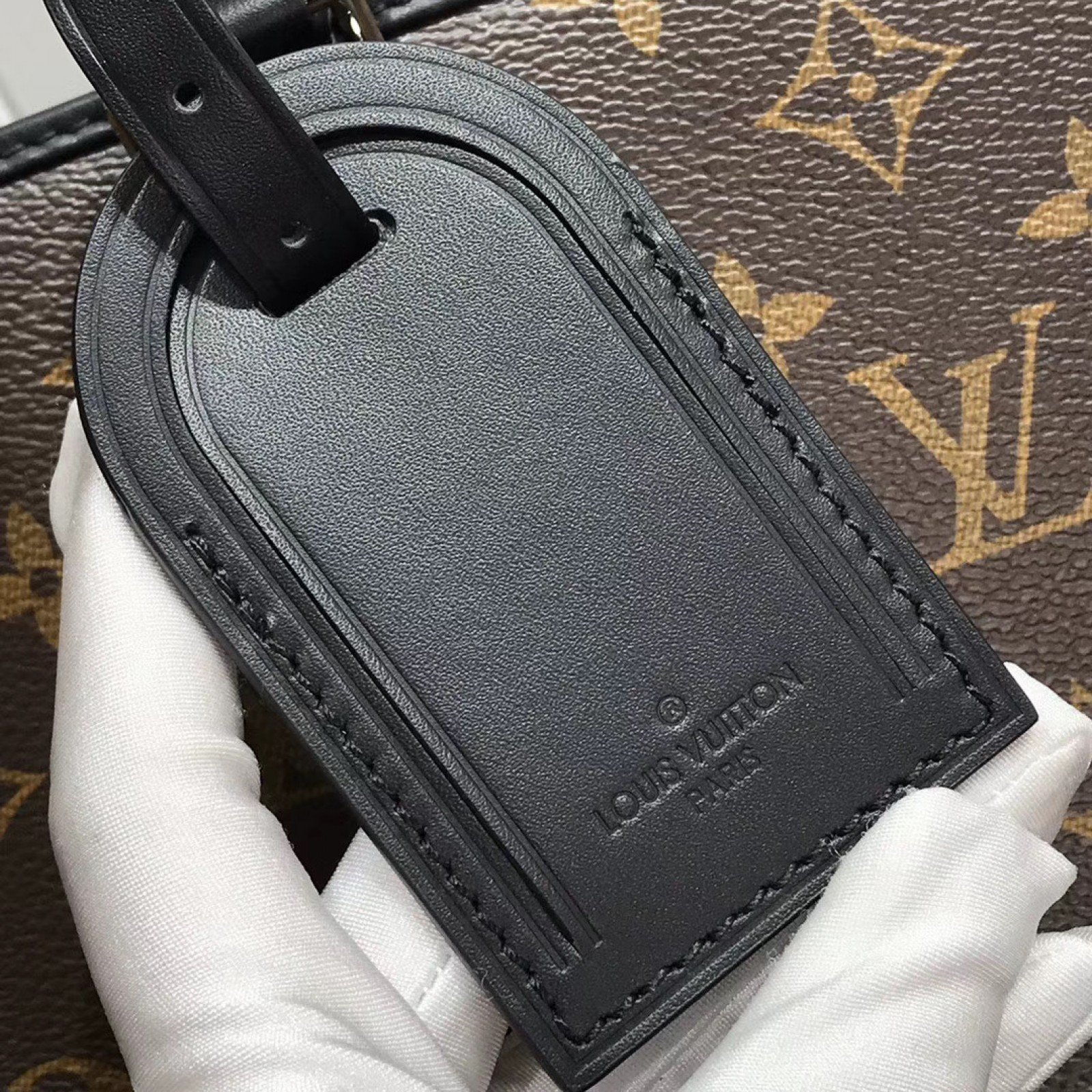 LV GRAND SAC M55185