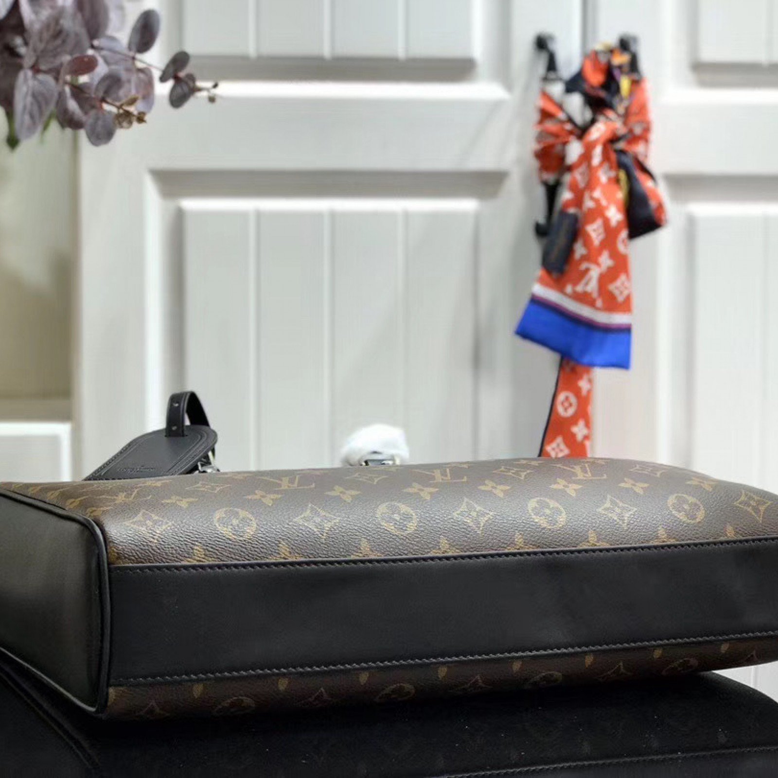 LV GRAND SAC M55185