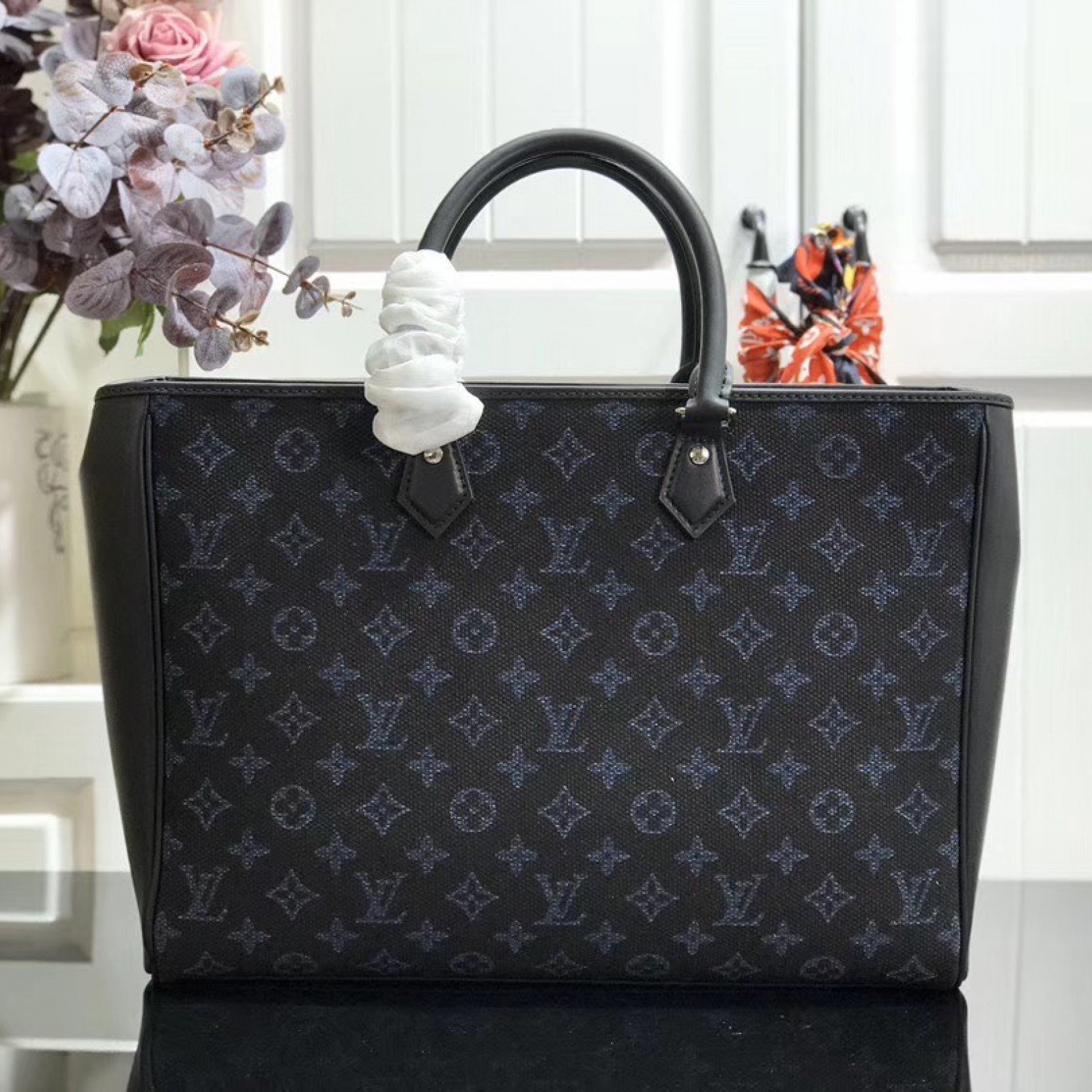 LV GRAND SAC M55185