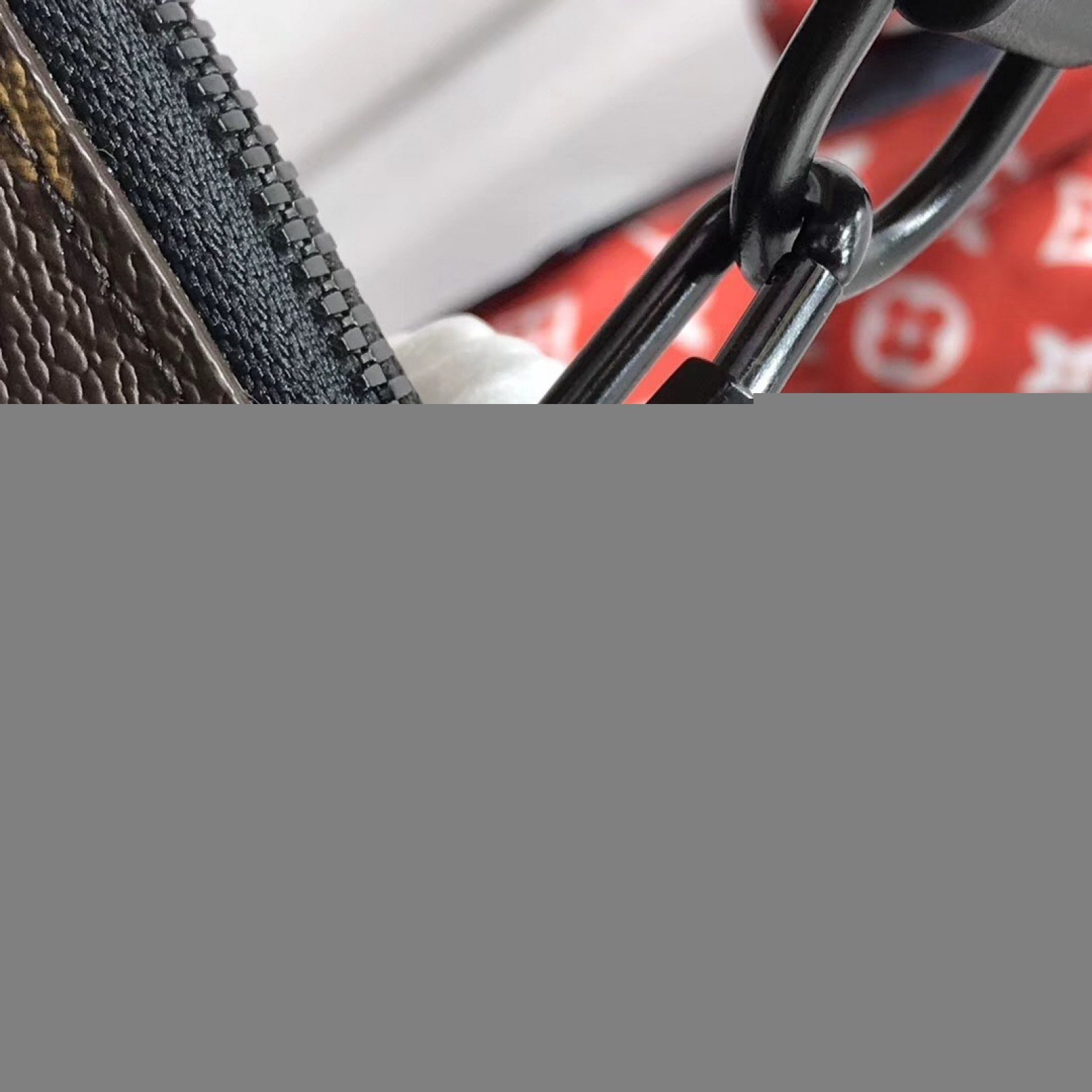 LV HANDBAG M44476