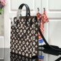 LV HANDBAG M44476