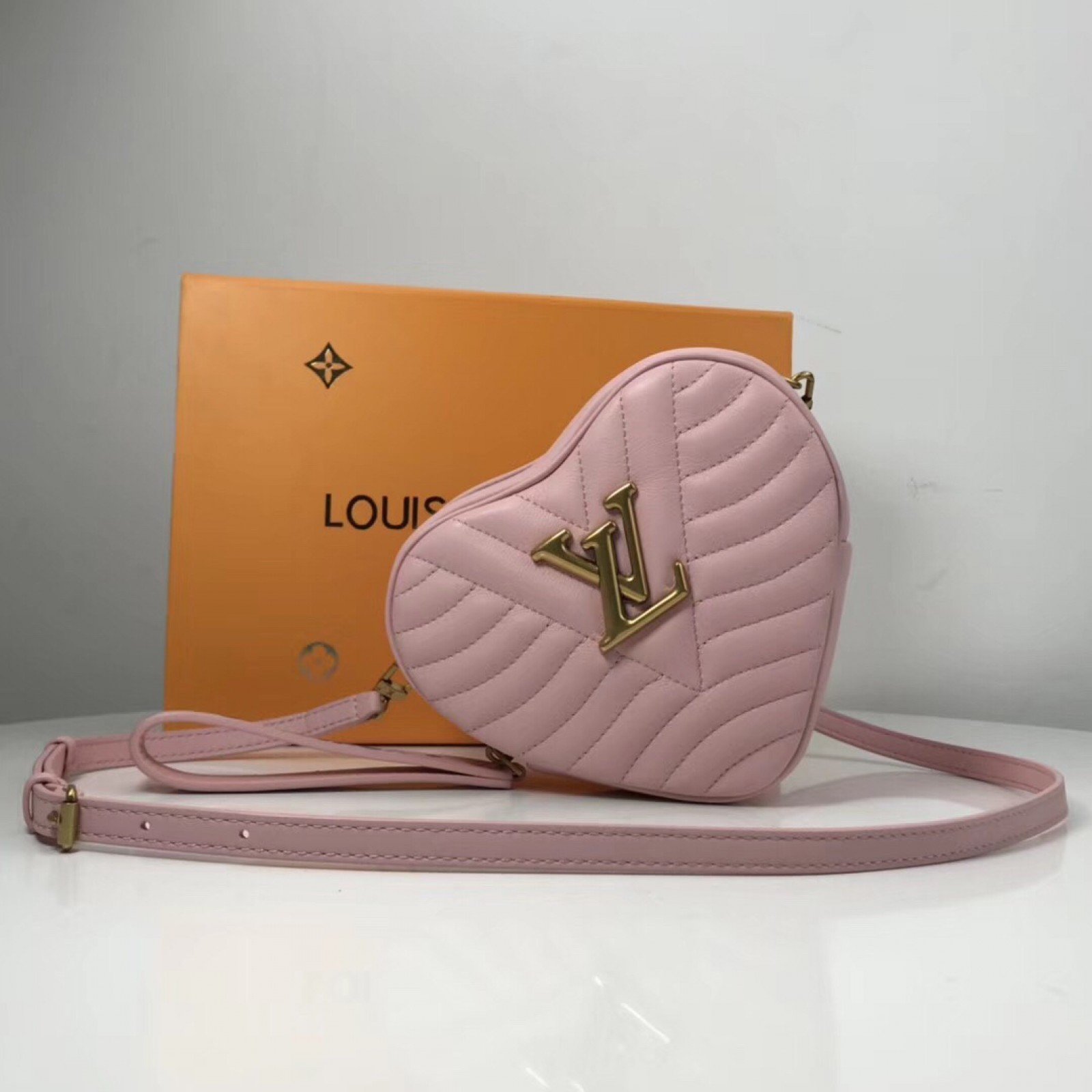 LV HEART BAG NEW WAVE M52796