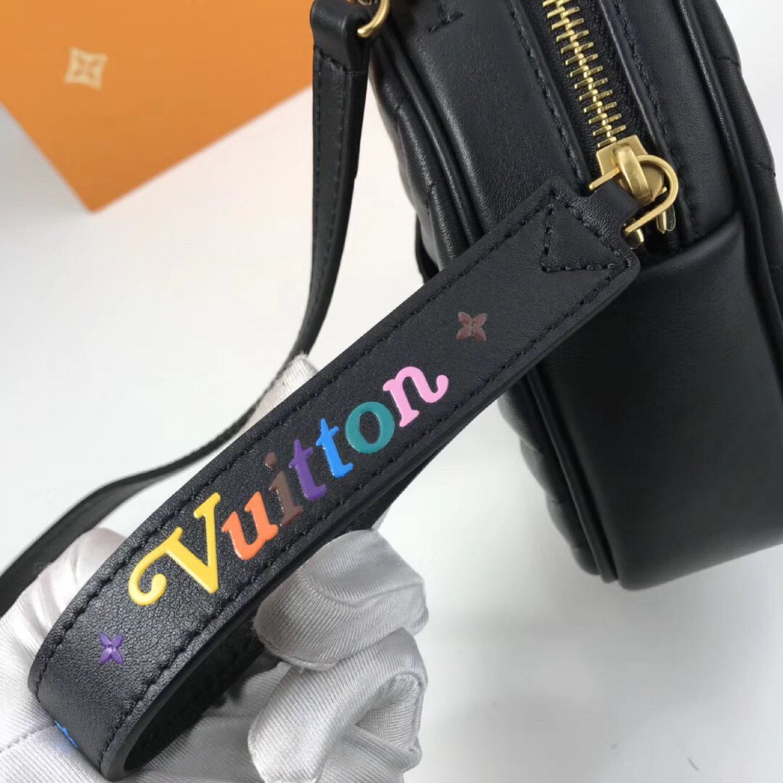 LV HEART BAG NEW WAVE M52796