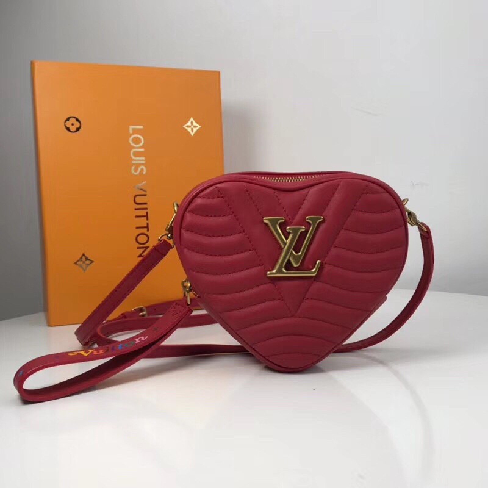 LV HEART BAG NEW WAVE M52796