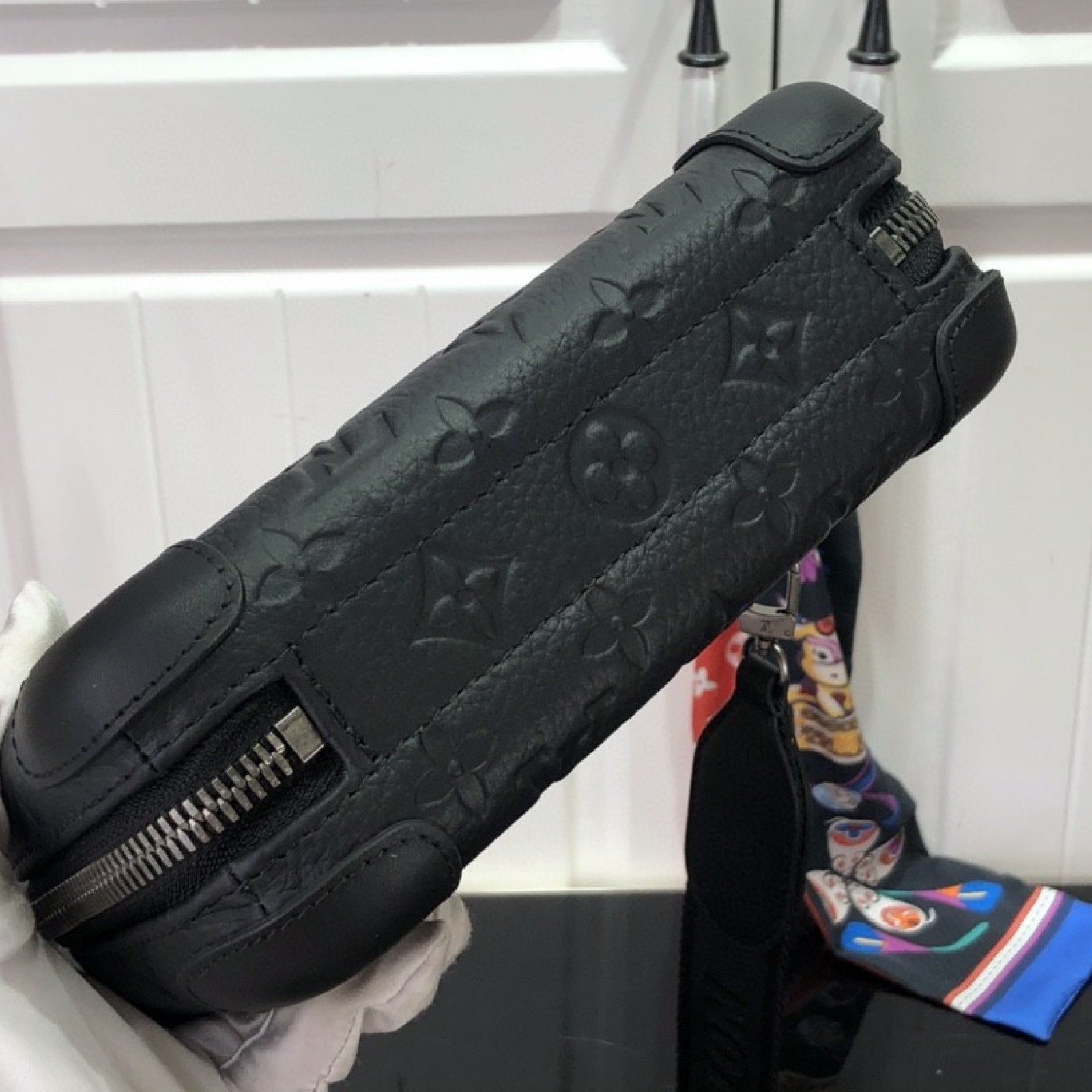 LV HORIZON CLUTCH M20439