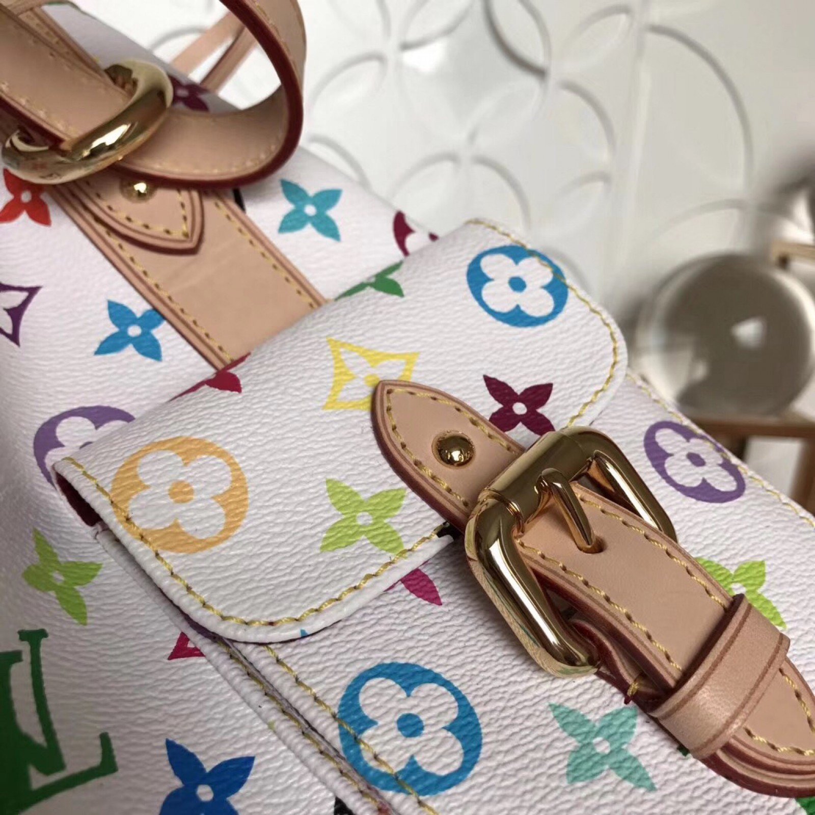 LV Hand bag M42230