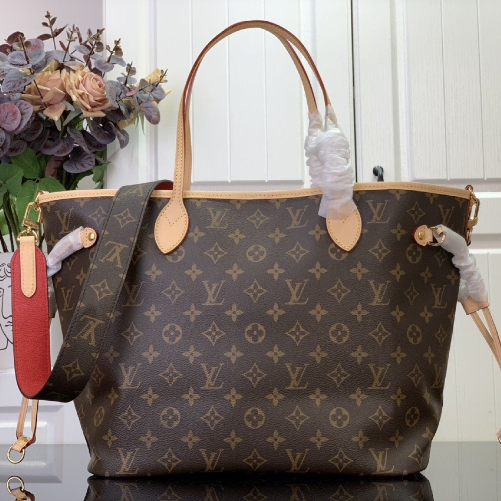 LV Handbag M12257