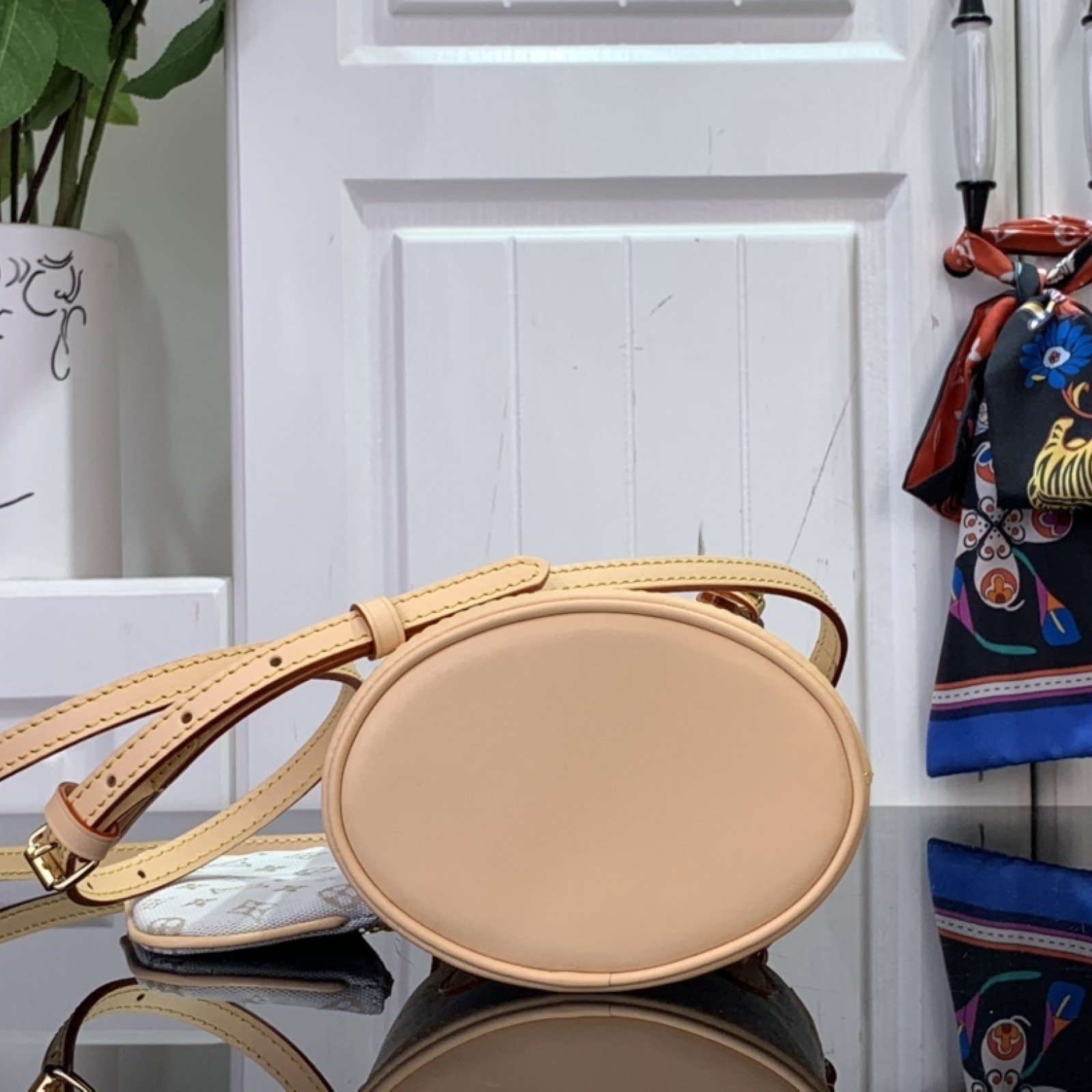 LV Handbag M12317