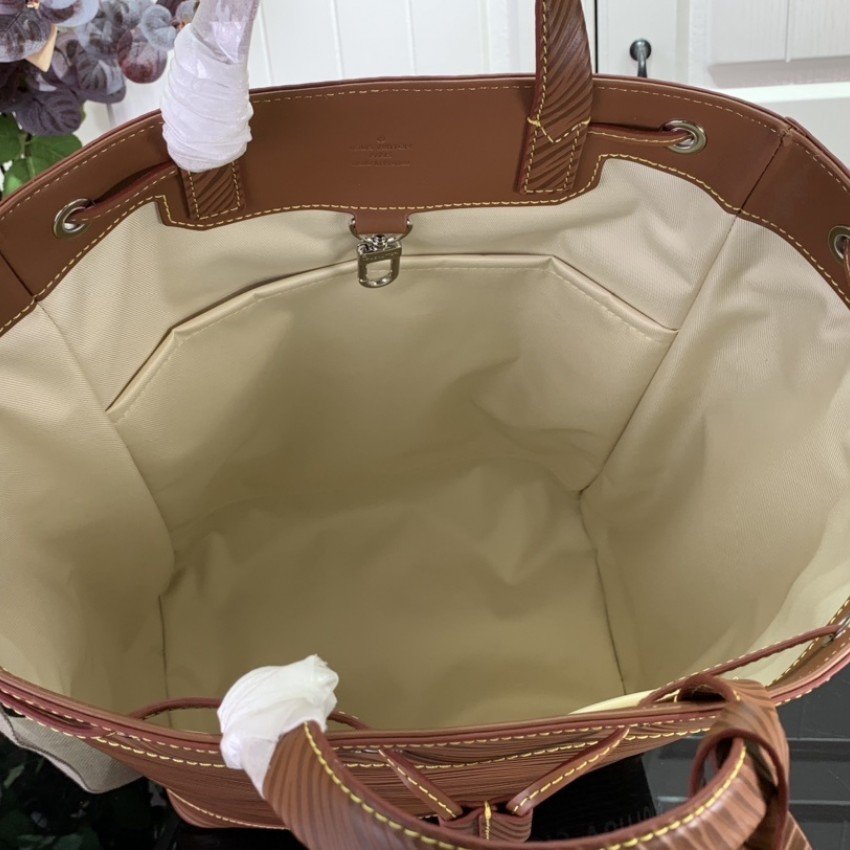 LV Handbag M23117