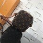LV Handbag M40056