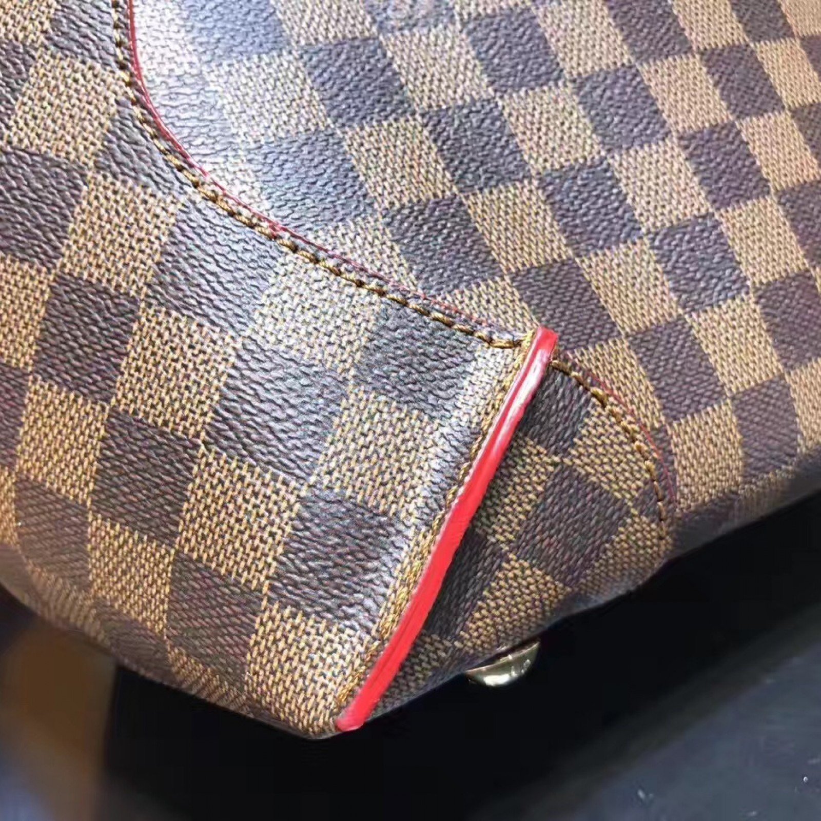 LV Handbag M41548