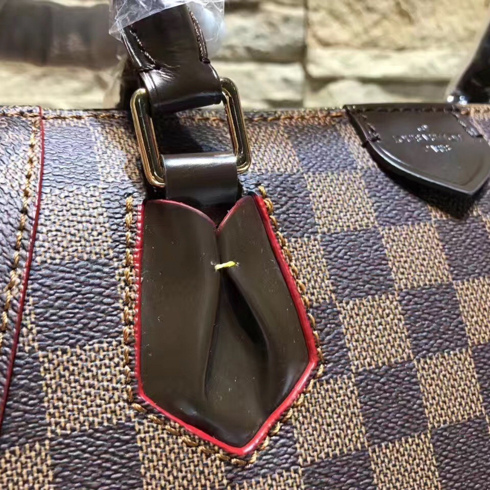 LV Handbag M41548