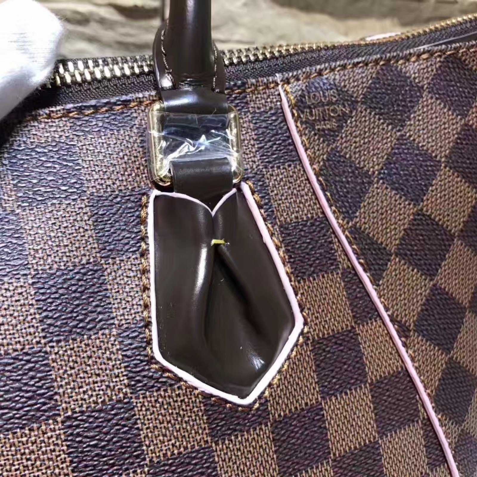 LV Handbag M41548