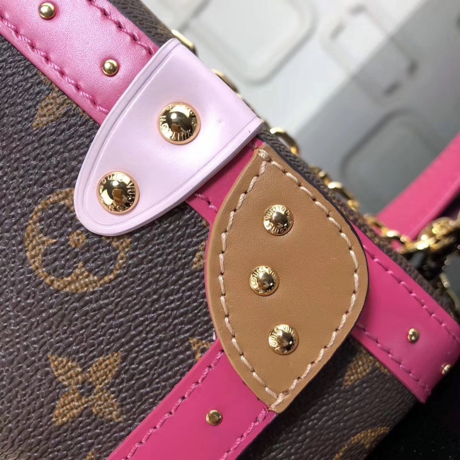 LV Handbag M43629
