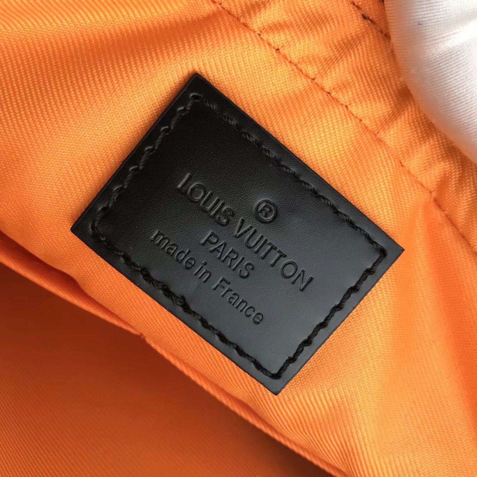 LV Handbag M43918