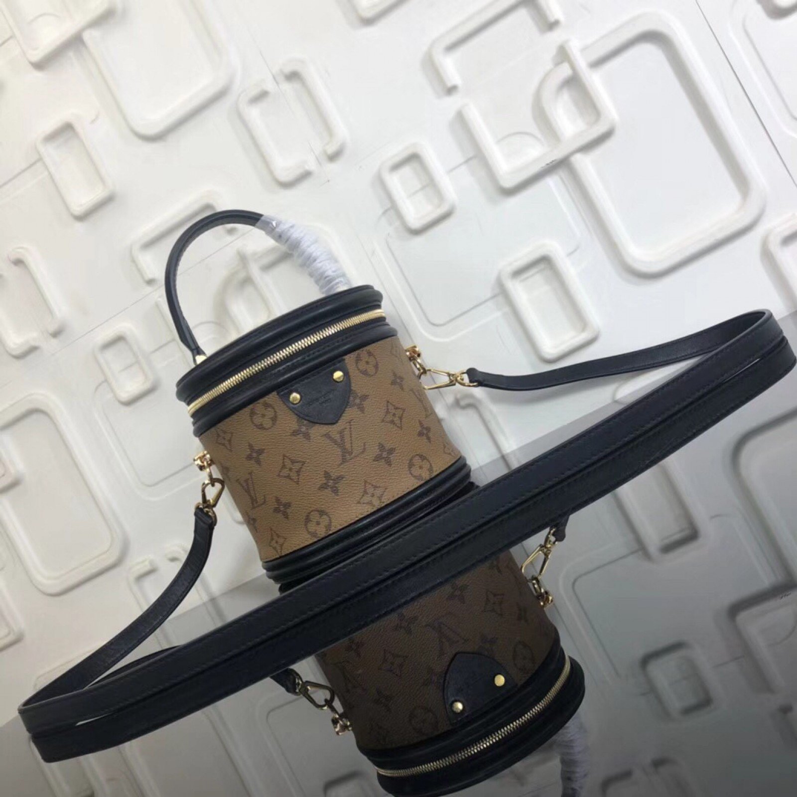 LV Handbag M43986