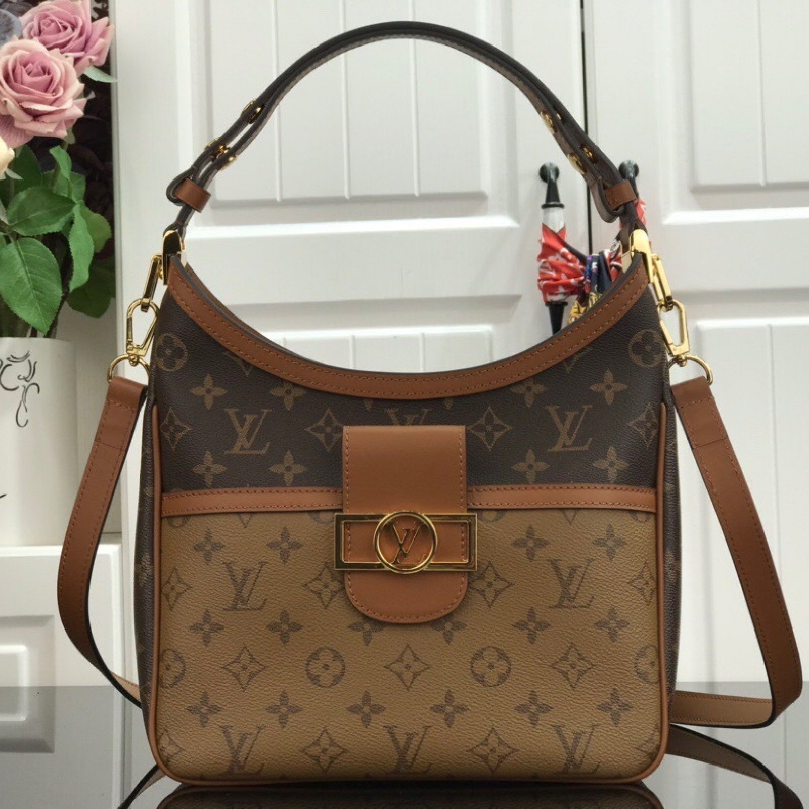 LV Handbag M44394