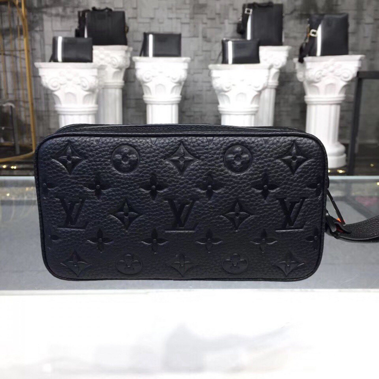 LV Handbag M44418