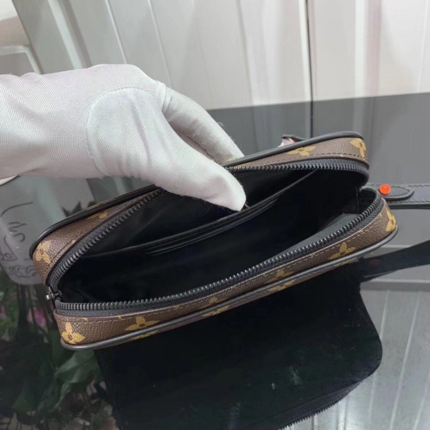 LV Handbag M44458