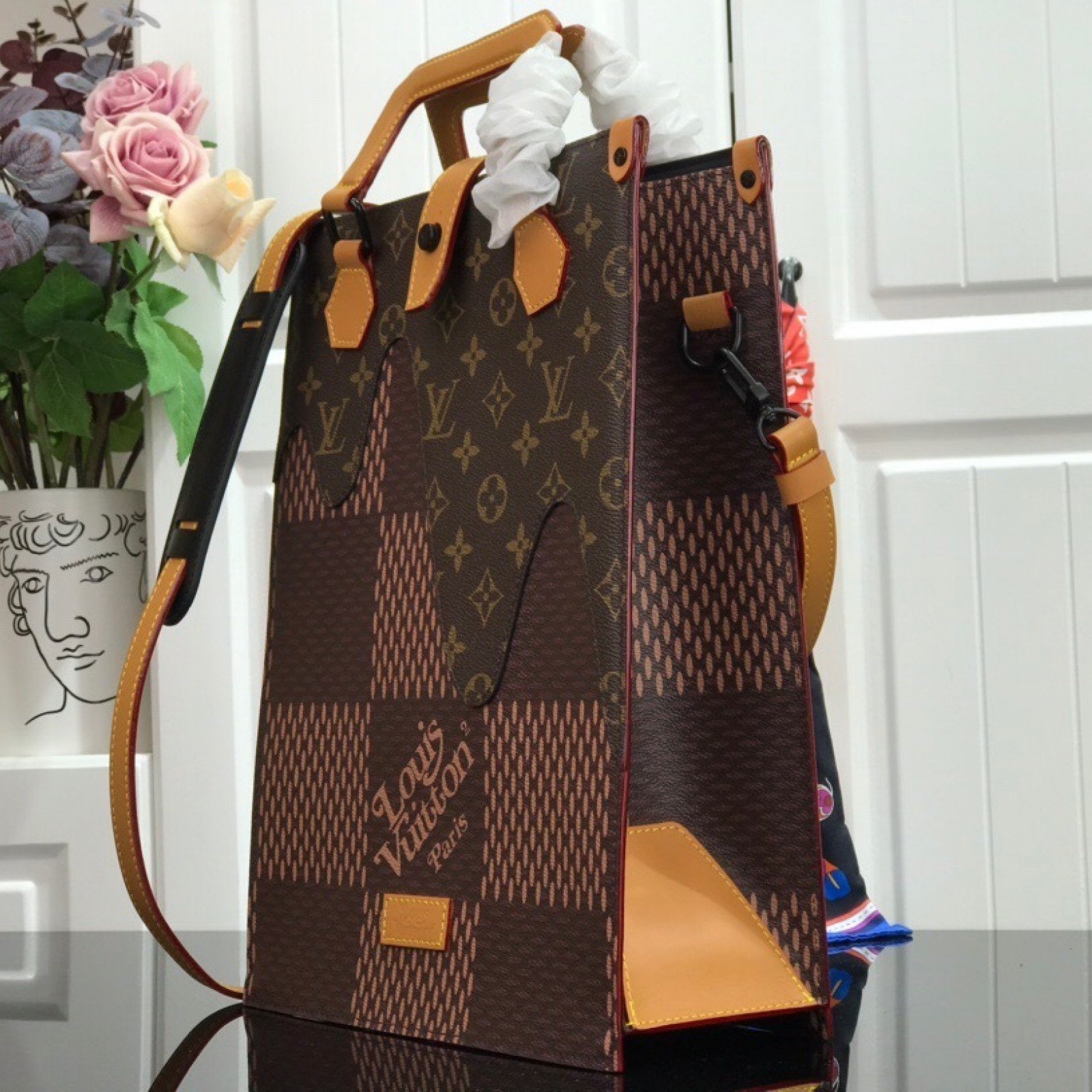 LV Handbag M45340