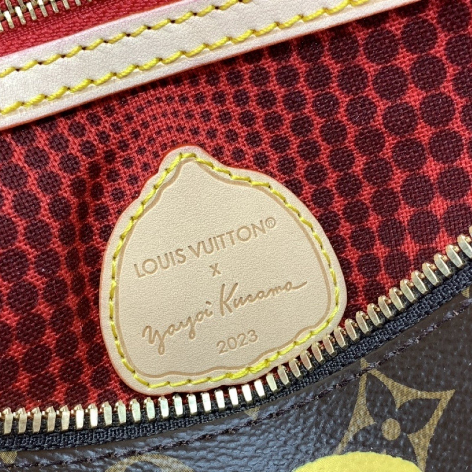 LV Handbag M46433