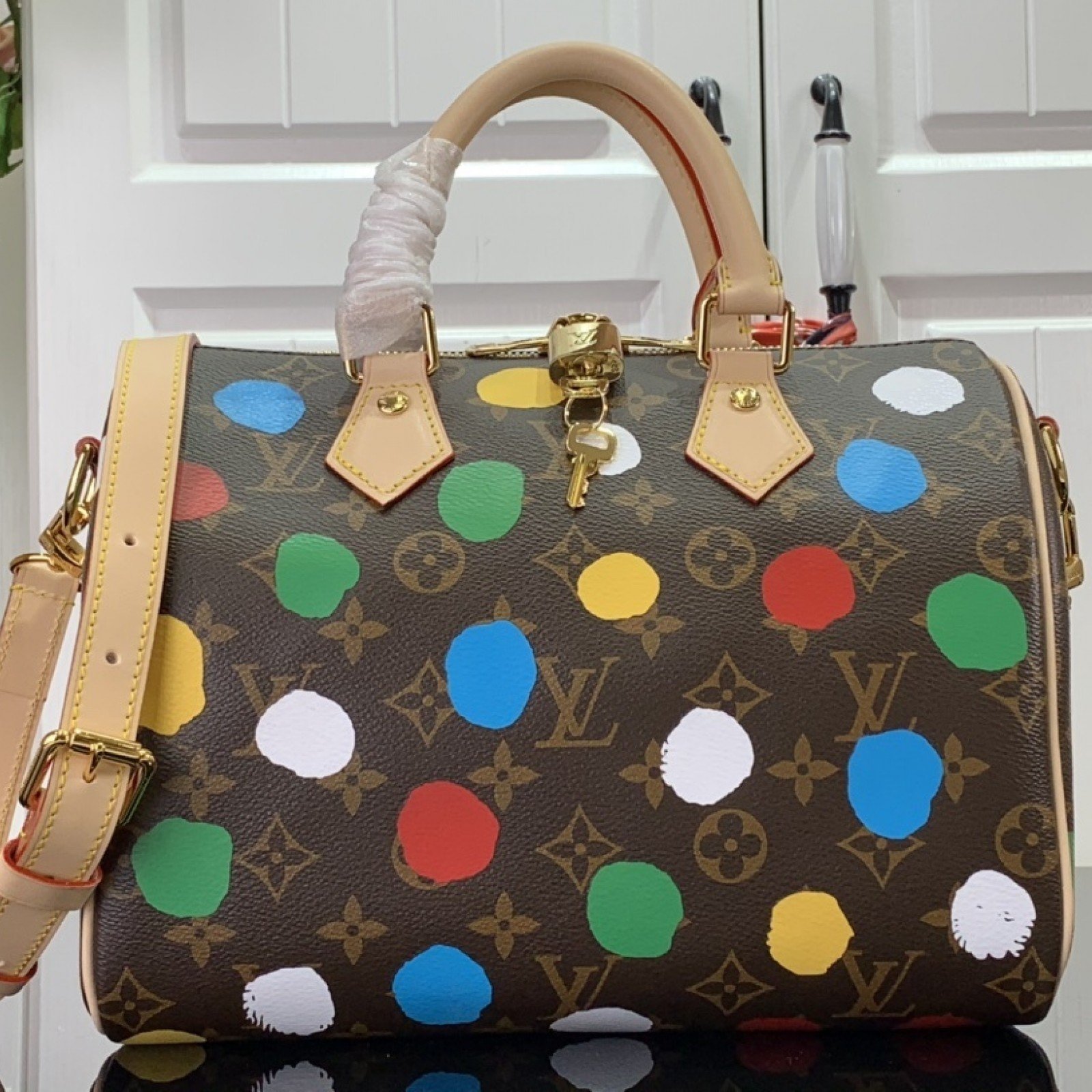 LV Handbag M46433