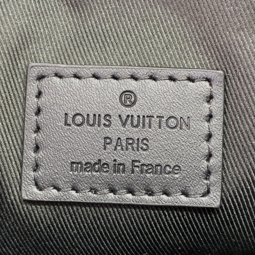 LV Handbag M46687