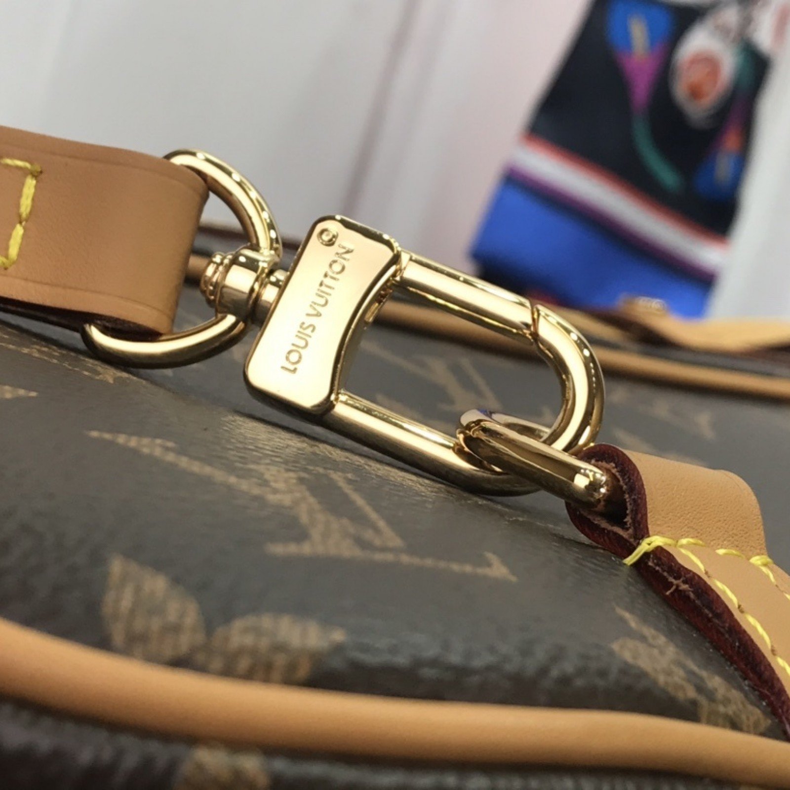 LV Handbag M51158